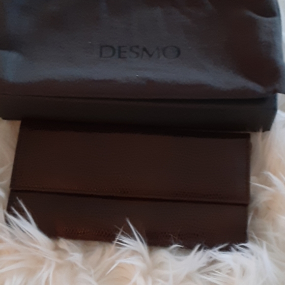Desmo Brown leather wallet - Picture 2 of 4